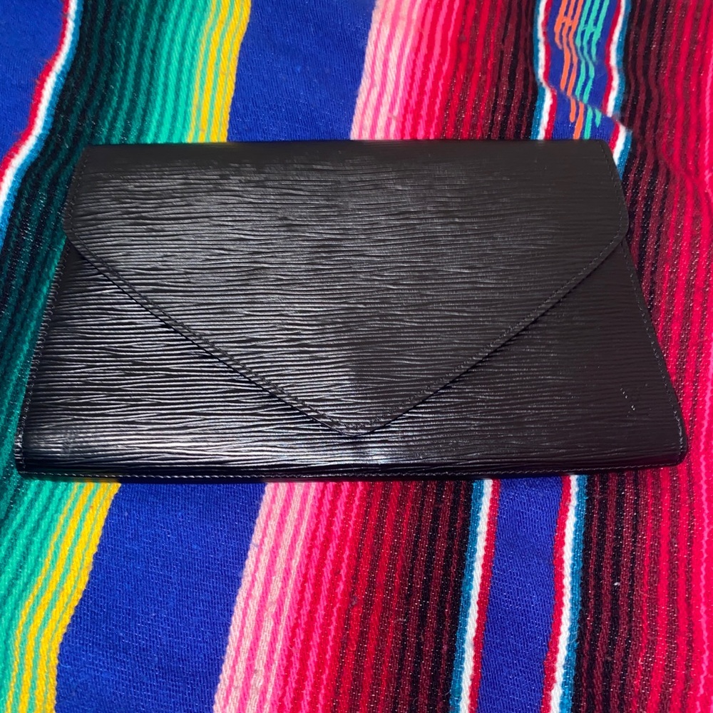 Beautiful vintage Black Epi LV Art Deco clutch